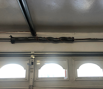 Garage-Door-Spring-Repair-&-Replacement